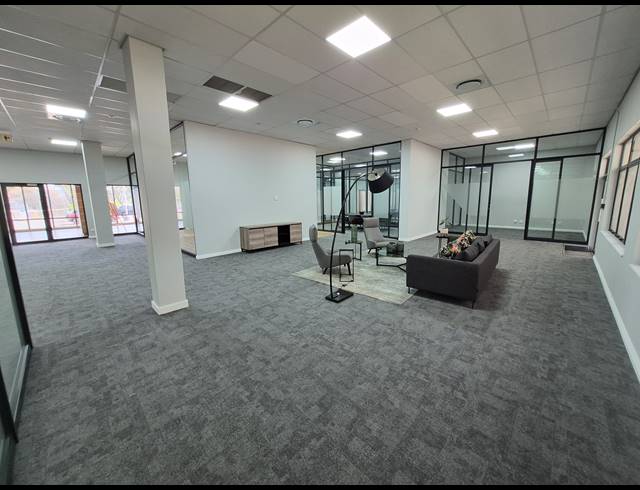 439M² OFFICE TO LET IN RIVONIA